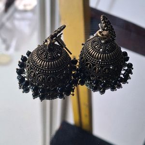 GOLDEN BLACK JHUMKAS