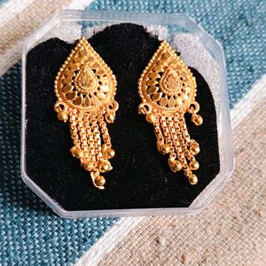 Gold Pattern Earrings