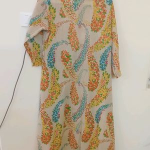 Beautiful  Floral Printed Cotton Kurta