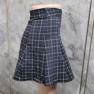 Black & White Yarn Dyed Check Tennis Skirt