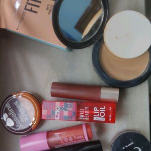 Makeup Combo Of 12 Products Each From Good Brands