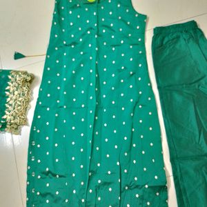 New Mehendi Special Kurta Set