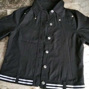 Black stylish short jacket for girls/ women