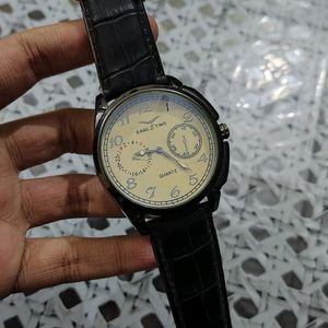 Men Analog Watch Leather Strap