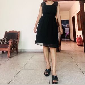 109•F Cute Black Dress