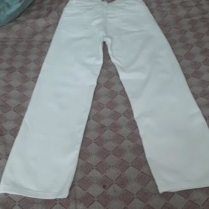 White Straight Jeans ❤️ Offer Is For Now 🔥