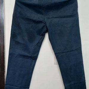 IZOD NAVY BLUE CHINOS