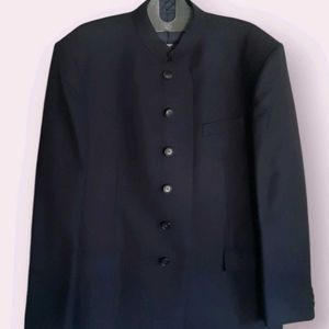 Raymond Blazer, (Chest 40,length 34)