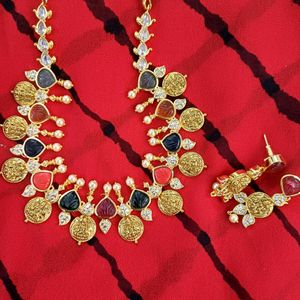 Gold Finish Temple Jewellery Set