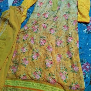 Kurta With Dupatta