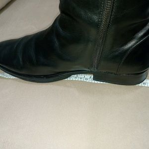 Chelsea Boot Zipper Black Colour