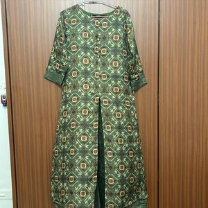 Women Olive A Line Kurti