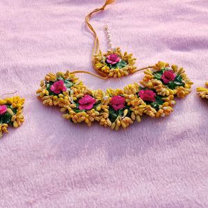 Haldi Flower Jewellery Set