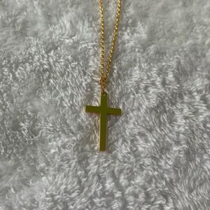 Chain With Cross Pendant