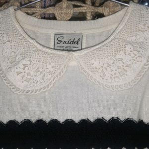 Peter Pan Collar Sweatshirt