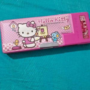 Cute Kitty Box With Free Pouch