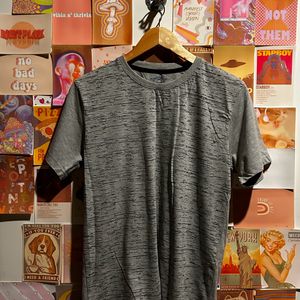 Grey casual tshirt