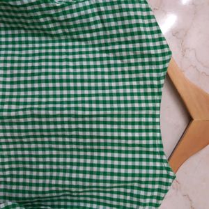 STYLE QUOTIENT CHECKED GREEN & WHITE CROP TOP