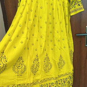 Stylish Yellow Anarkali Kurta With Duppta