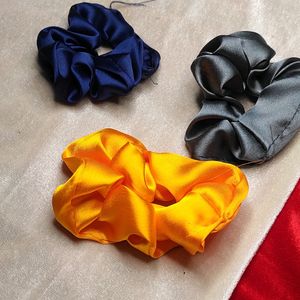 Beautiful Shinning Scrunchies Pack Of 20 Pieces ❤