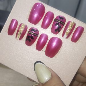 Press On Nails