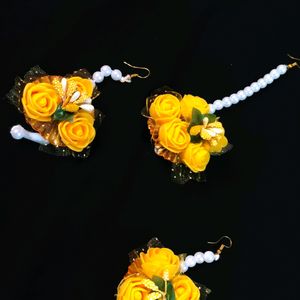 Earrings With Tika Set.