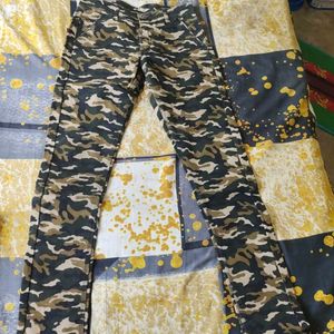 Army print, Regular casual pant for Men's