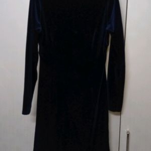 Blue Velvet Body-con Party Wear