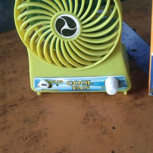 Rechargeb Fan