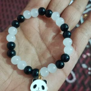 Beautiful Glass Beads Charms Bracelet 🐼