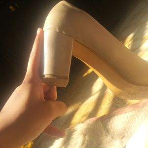 ❤Price❤drop❤Amazing Sexy High Heels 37 Size