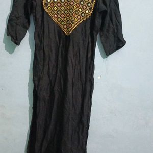 4 Kurtas Grab Fast