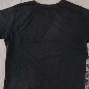 Black Crop T-shirt