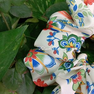 Silk Printed Xl Size Scrunchies