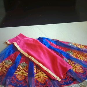 Girls Ethnic Wear Choli And Dupatta