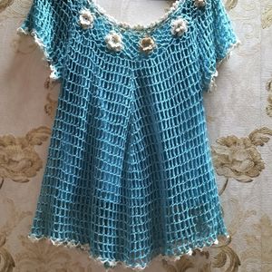 Women's Crochet( Knitted )Top.Size 38