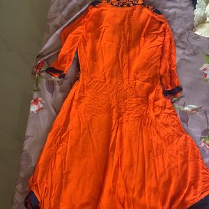 Orange Shrug Fit Dress With Dark Blue