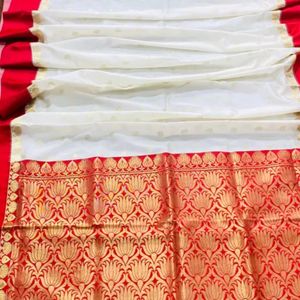 Fashionable Banarasi Kanjivaram Silk Saree