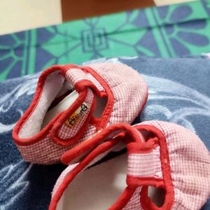 Red Cheacked Booties For Kids