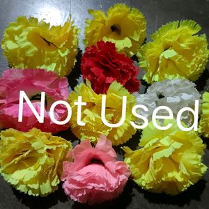 Offer🔥🔥Free 2 Plants💥 45 Artificial Flowers🌼