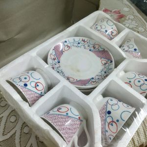 Cup & Plates Set