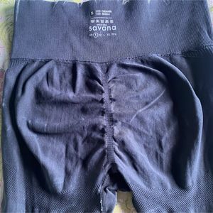 URBANIC Butt Ruched Tights