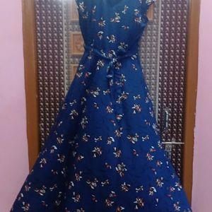 Beautiful Blue Flowers Printed Maxi Dress