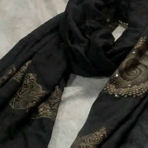 Black Stole For Women Or Teenagers