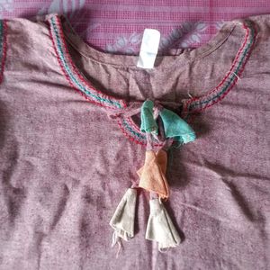 Handloom Sleeveless Kurti