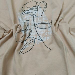 Nude T-shirt