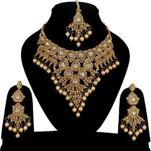 Beautiful Bridal Diamond Jewellery Set