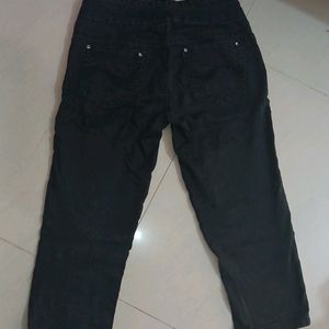 Black Comfortable Jegging Type Jeans