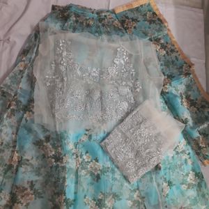 Sabyasachi Lehenga (Semistich)