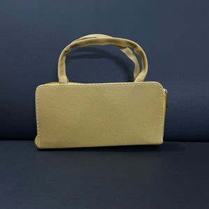 Handpurse At Best Price